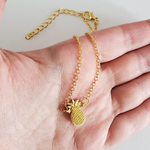 New Tiny Gold Opal-like Pineapple Necklace - Picture 4 of 11